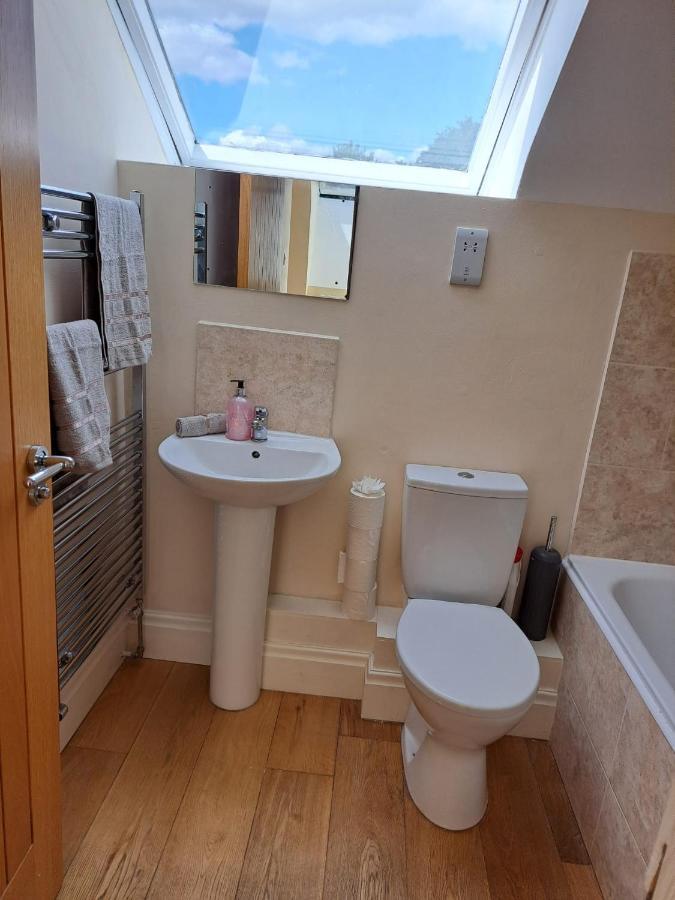 Charming 1-Bed Loft In Caerleon Lejlighed Newport  Eksteriør billede